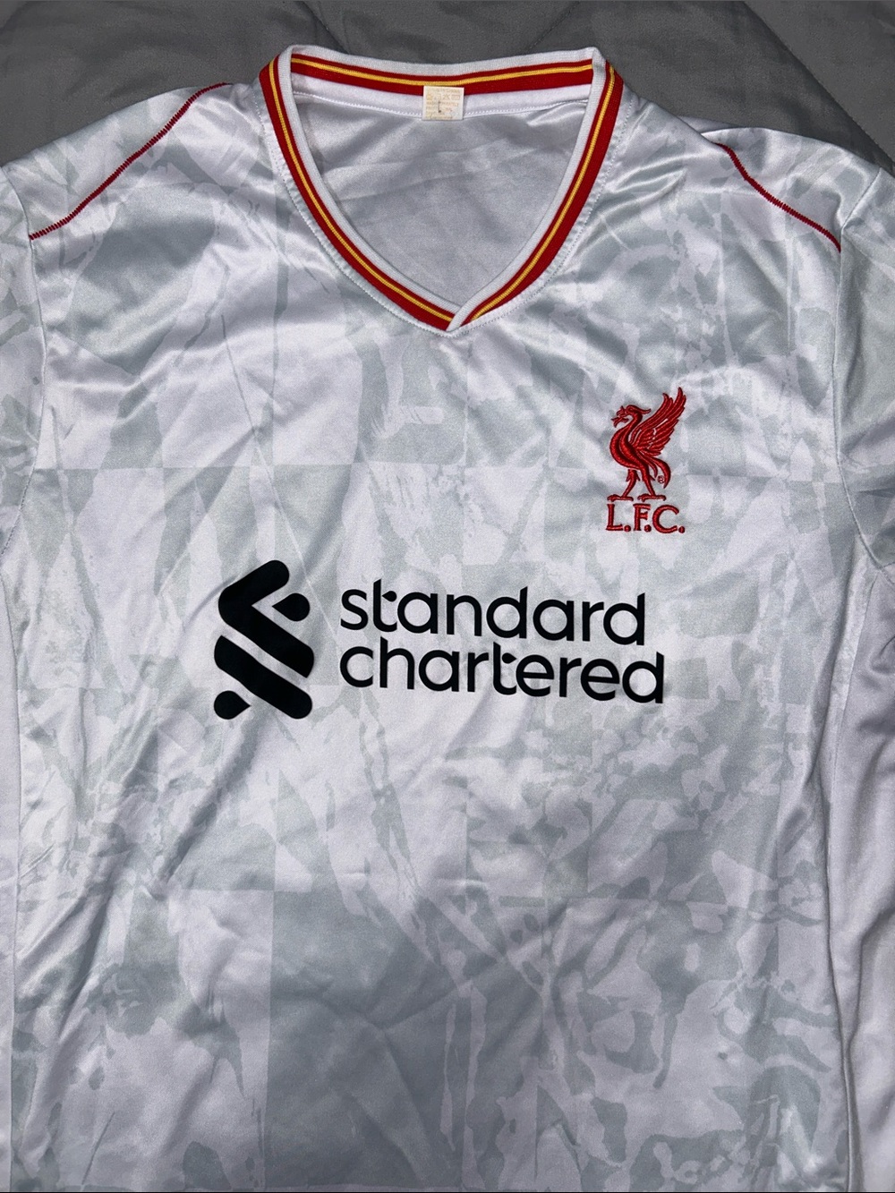 Liverpool FC White Away Jersey with Red Crest - Picture 2 of 3
